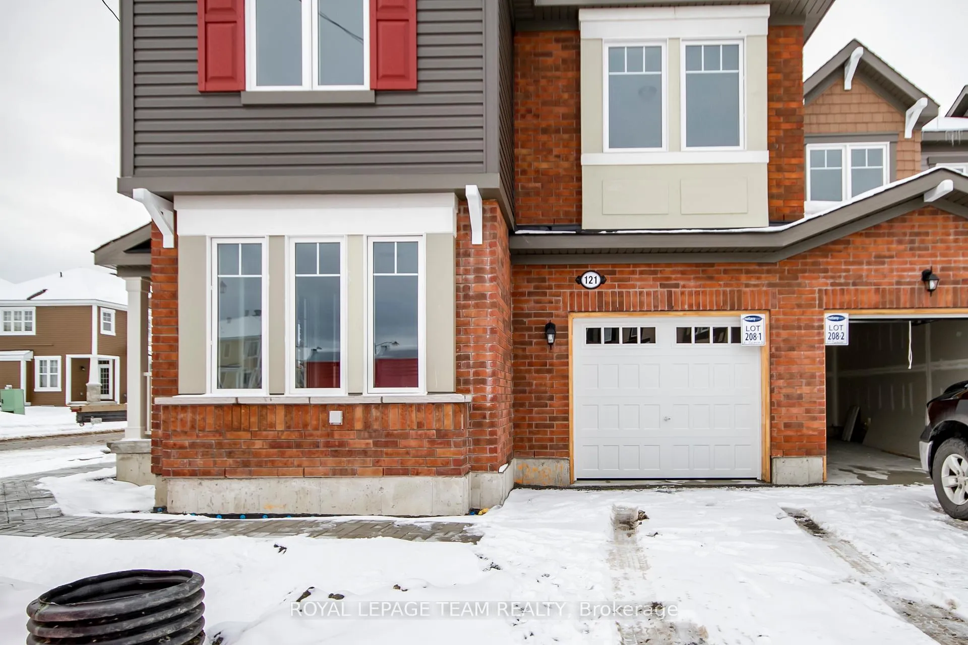 Photo 2 of 121 Santolina Street, Ottawa, Stittsville (North) — HOMEH