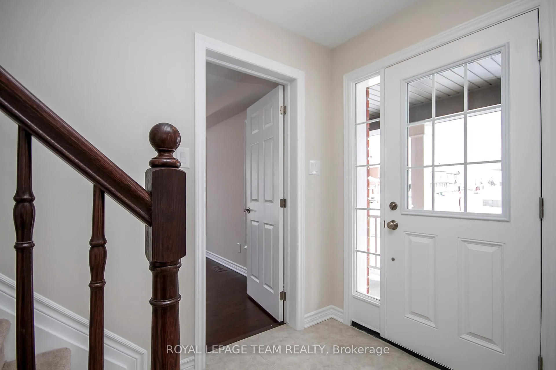 Photo 5 of 121 Santolina Street, Ottawa, Stittsville (North) — HOMEH
