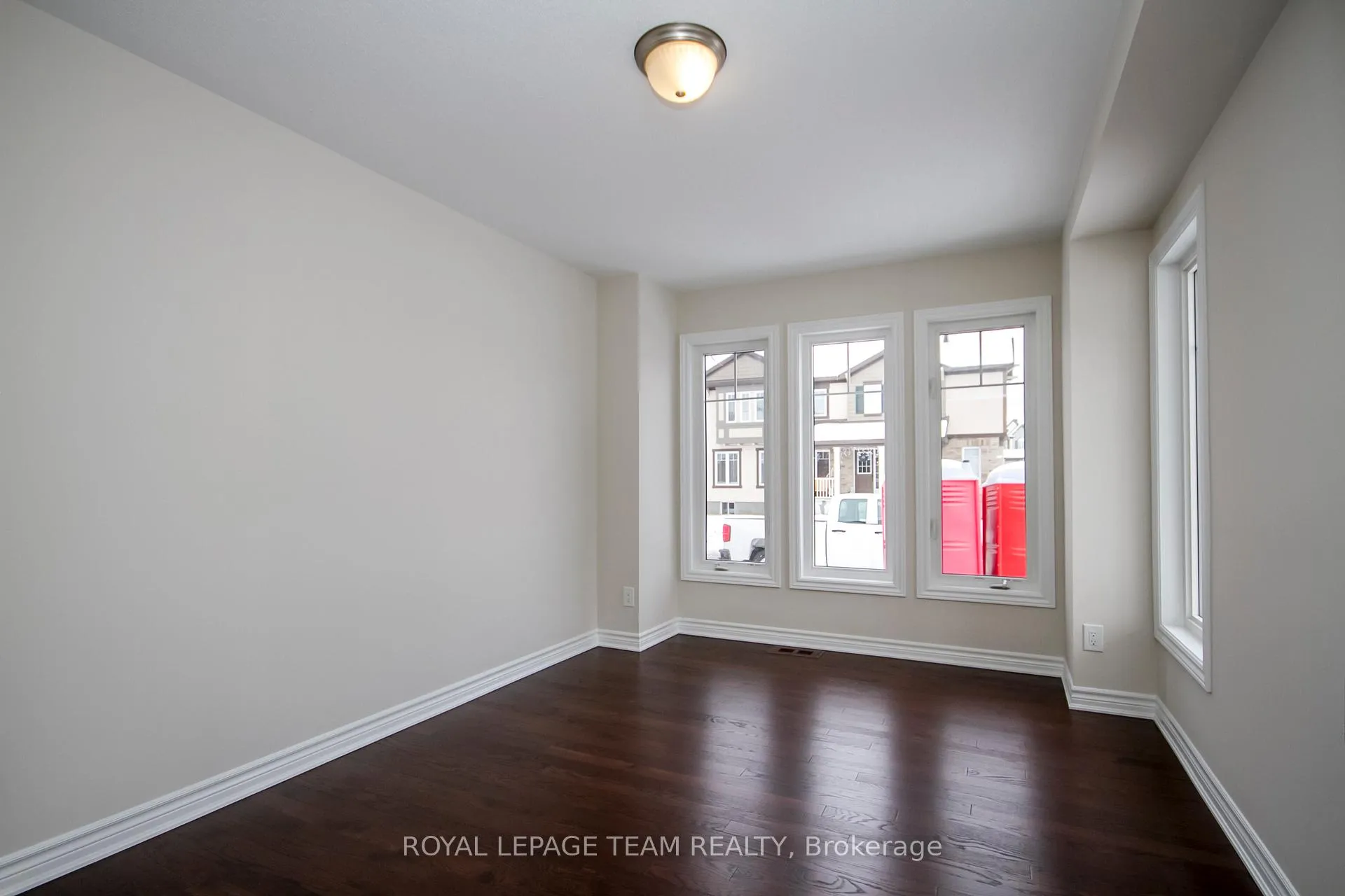 Photo 9 of 121 Santolina Street, Ottawa, Stittsville (North) — HOMEH