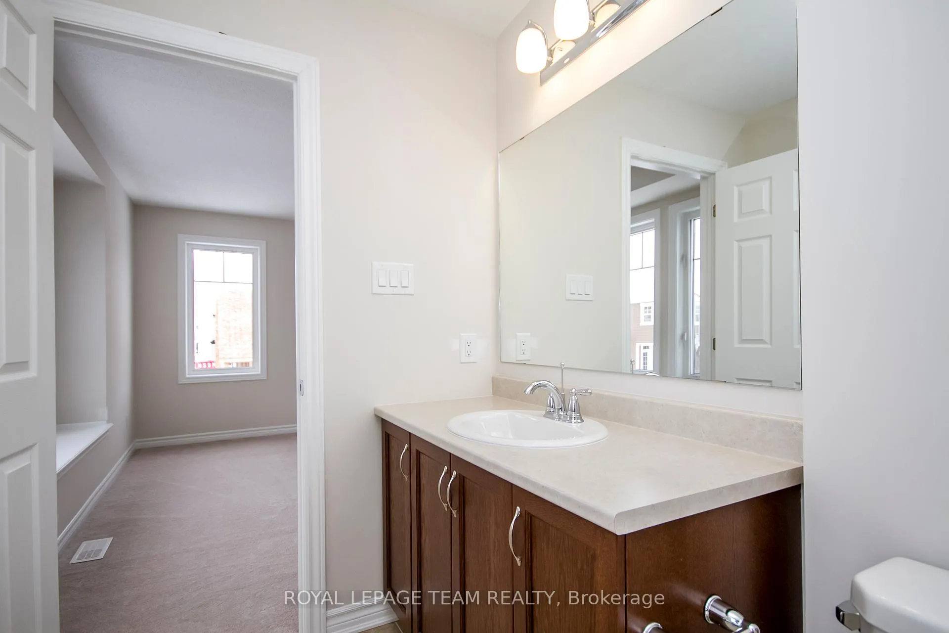 Photo 28 of 121 Santolina Street, Ottawa, Stittsville (North) — HOMEH
