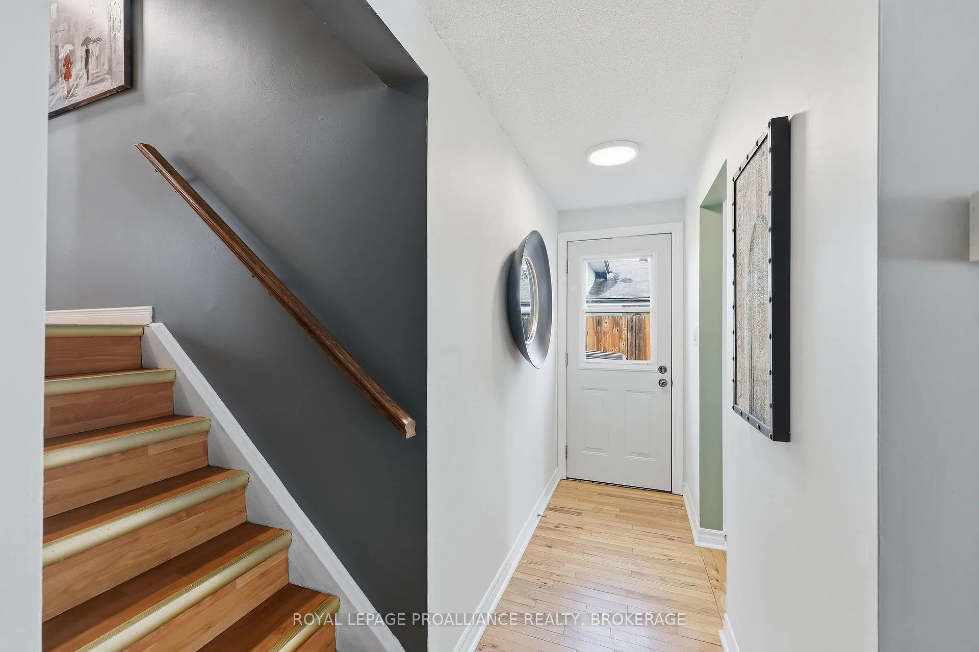 Photo 11 of 24 Glenarden Place, Kingston, West of Sir John A. Blvd — HOMEH