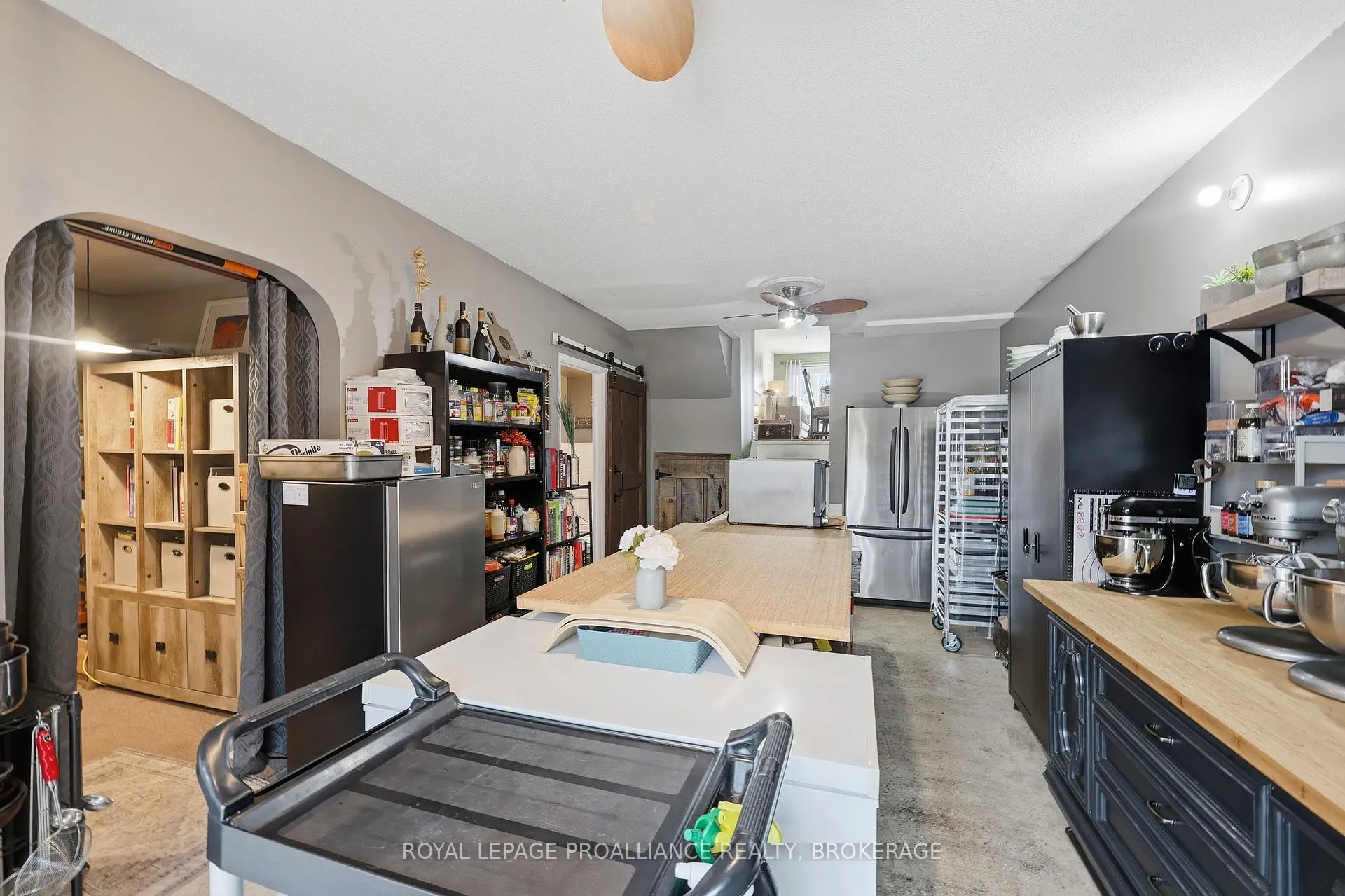 Photo 23 of 24 Glenarden Place, Kingston, West of Sir John A. Blvd — HOMEH