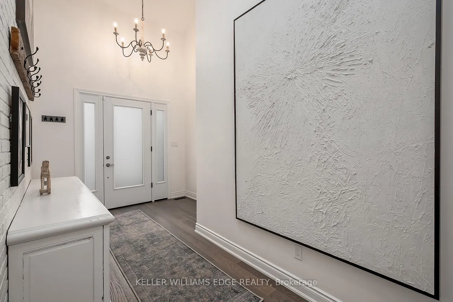 Photo 4 of 403 Smith Avenue, Burlington, Brant — HOMEH