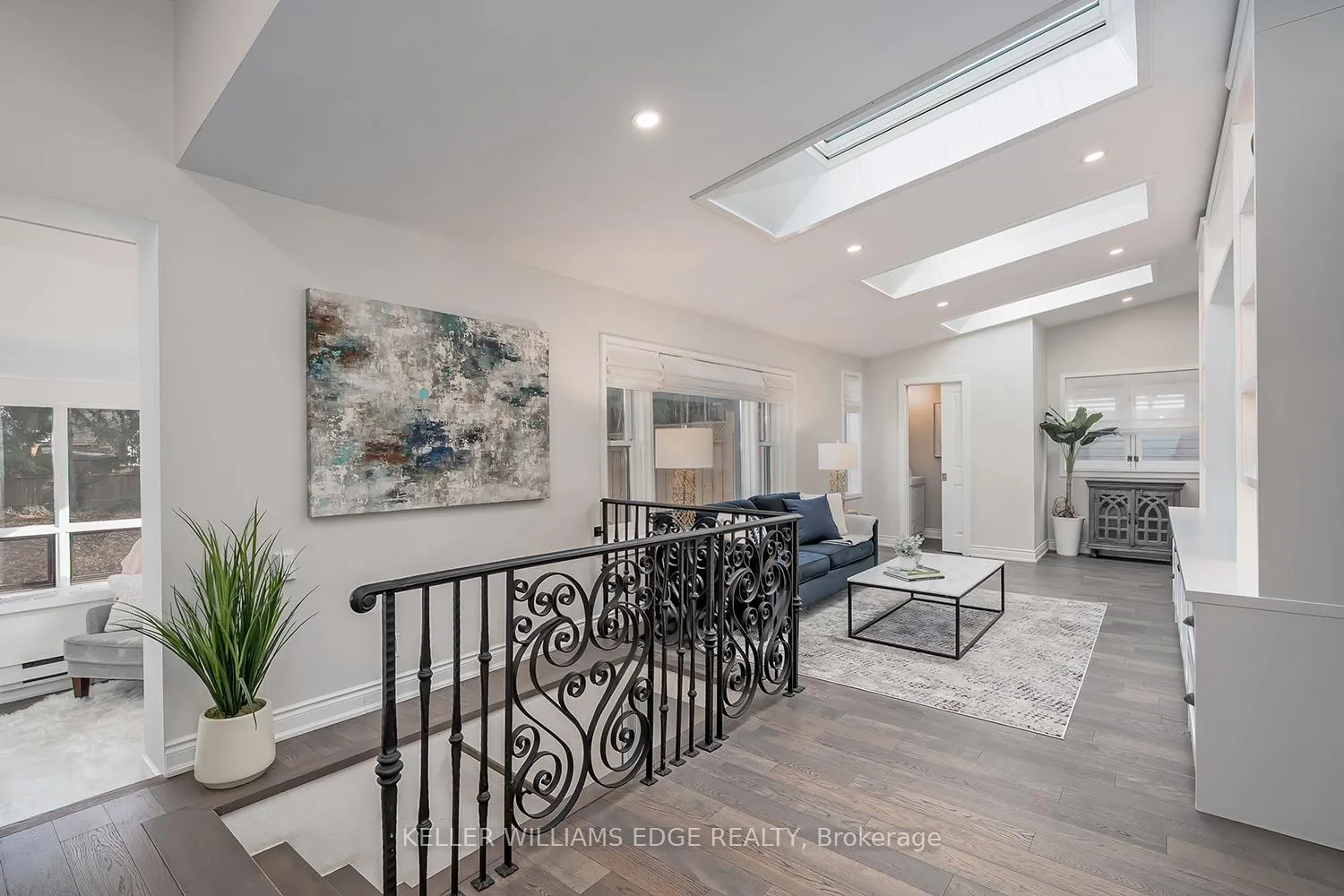 Photo 7 of 403 Smith Avenue, Burlington, Brant — HOMEH