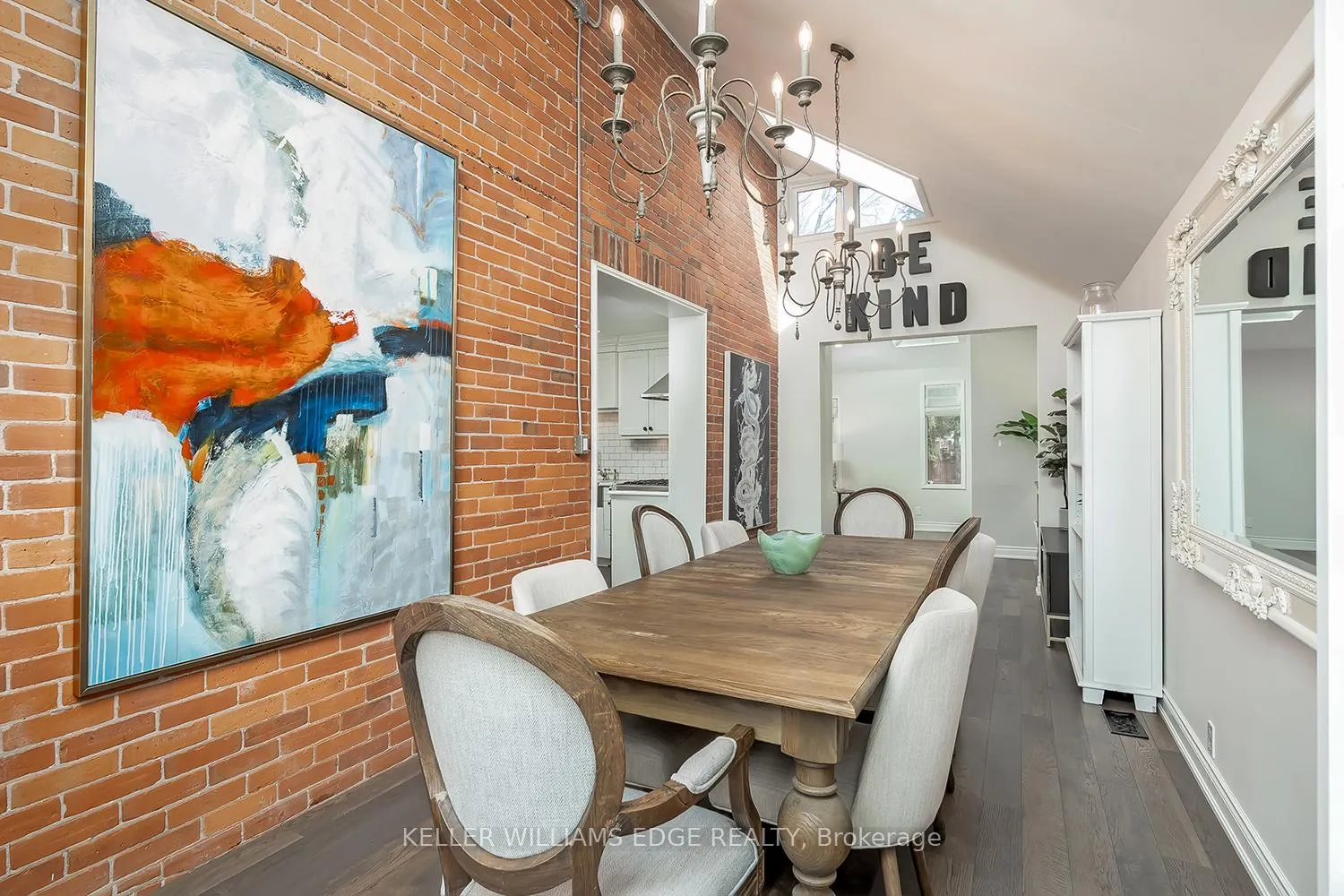 Photo 14 of 403 Smith Avenue, Burlington, Brant — HOMEH
