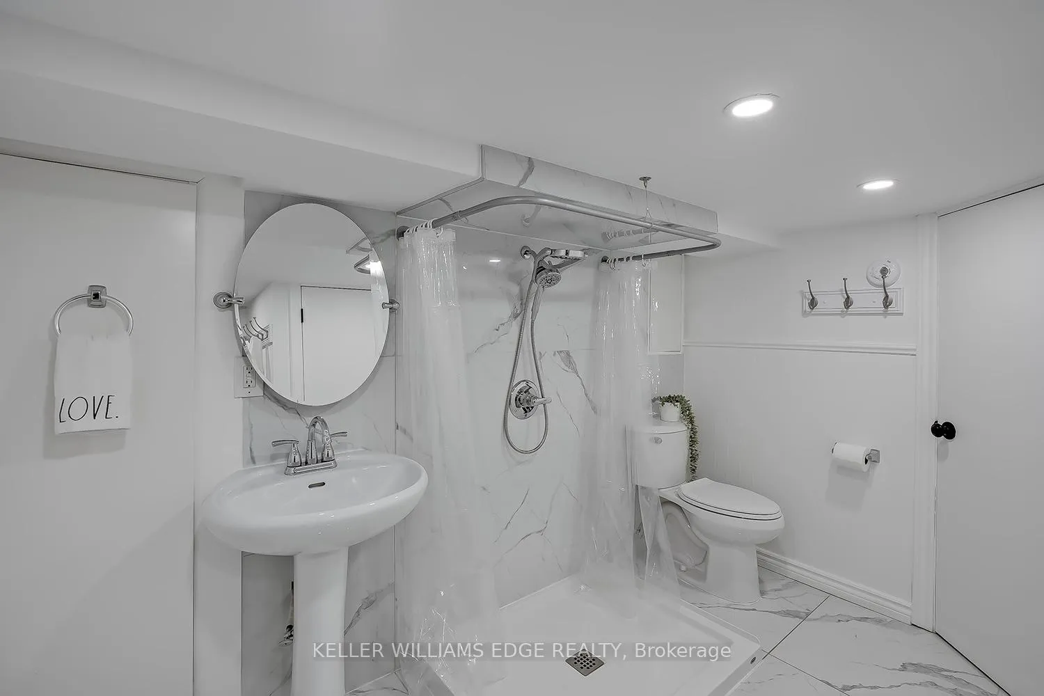 Photo 39 of 403 Smith Avenue, Burlington, Brant — HOMEH