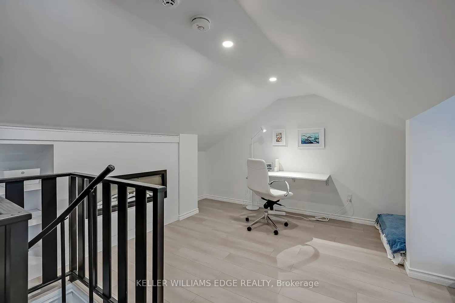 Photo 41 of 403 Smith Avenue, Burlington, Brant — HOMEH