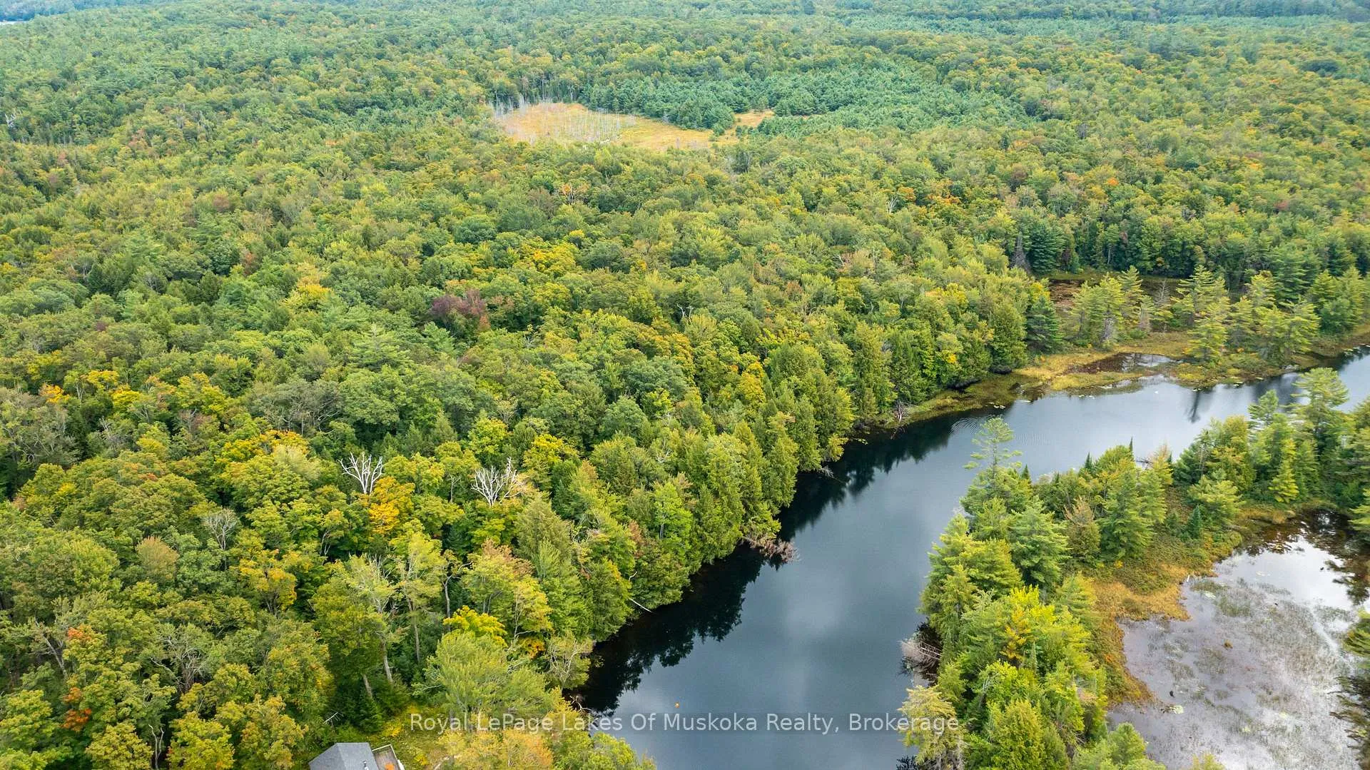 Photo 6 of Muskoka River, Bracebridge, Draper — HOMEH