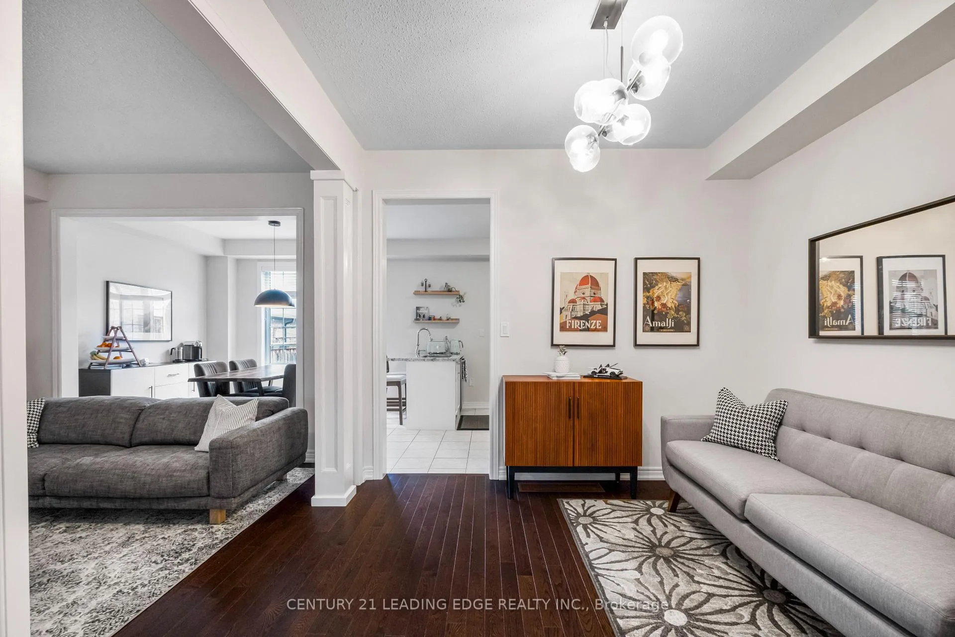 Photo 6 of 164 Moody Drive, Vaughan, Kleinburg — HOMEH