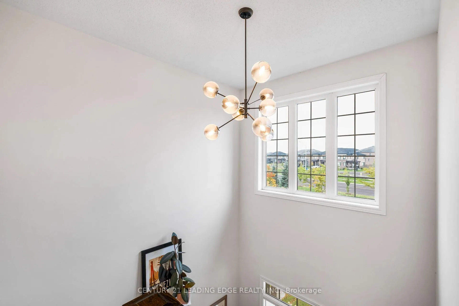 Photo 23 of 164 Moody Drive, Vaughan, Kleinburg — HOMEH