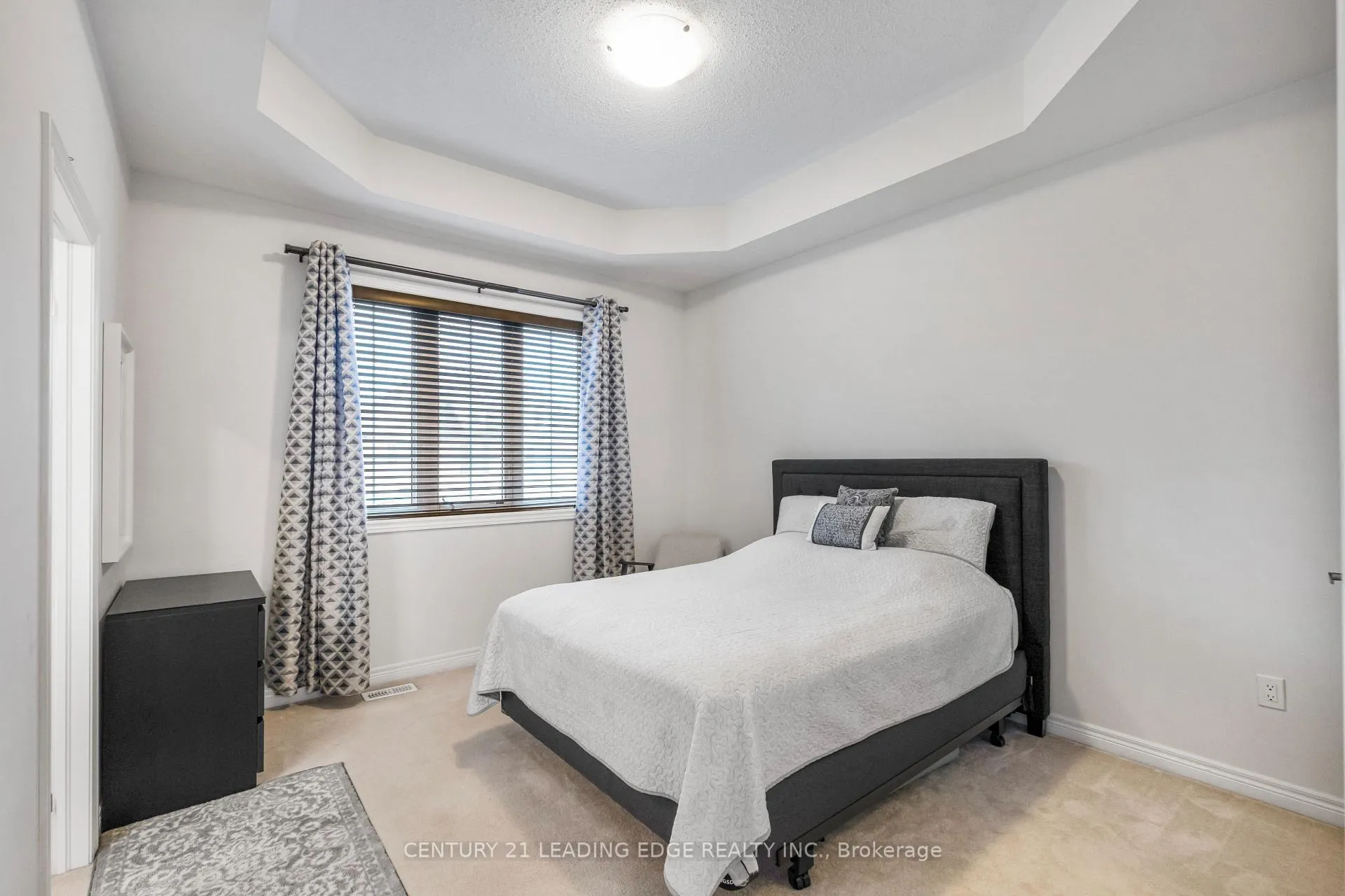 Photo 24 of 164 Moody Drive, Vaughan, Kleinburg — HOMEH