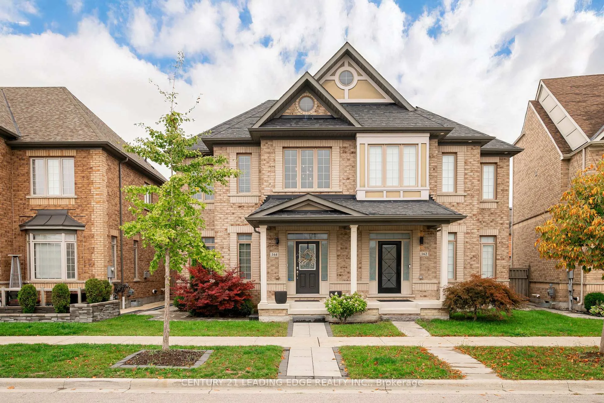Photo 42 of 164 Moody Drive, Vaughan, Kleinburg — HOMEH