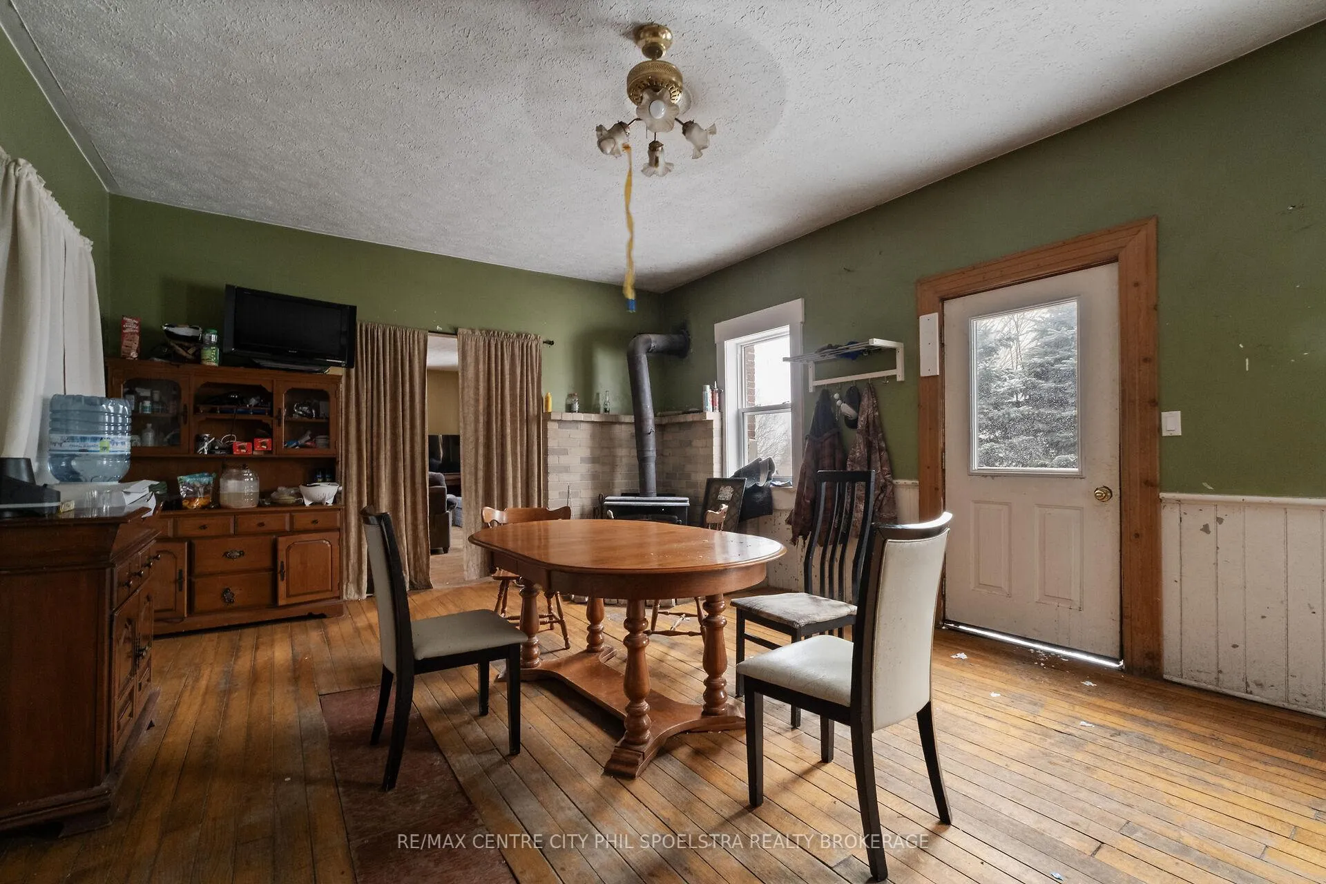 Photo 13 of 544 Concession 8 Road, Brockton — HOMEH