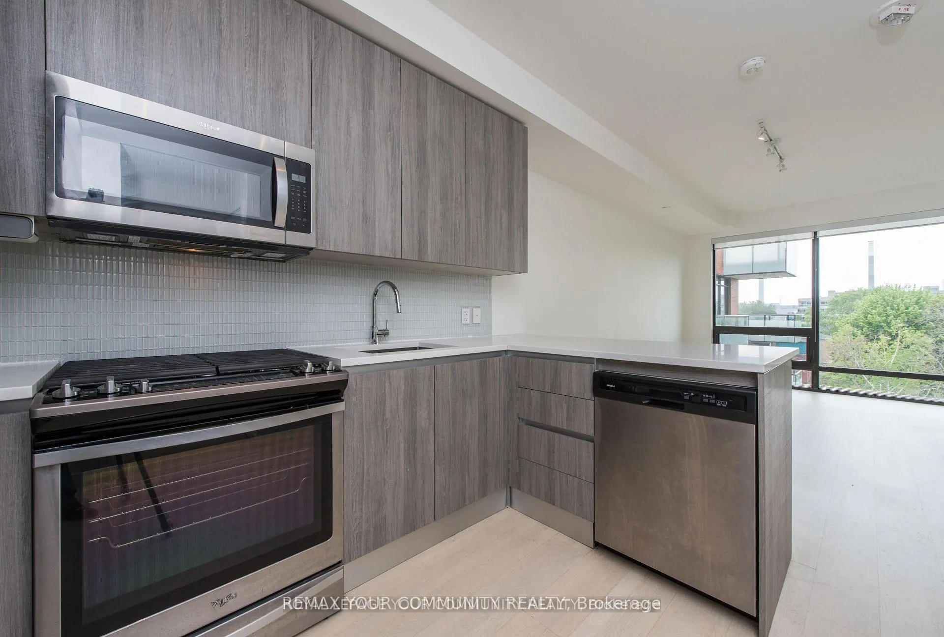 Photo 3 of Unit 502, 246 Logan Avenue, Toronto, South Riverdale — HOMEH