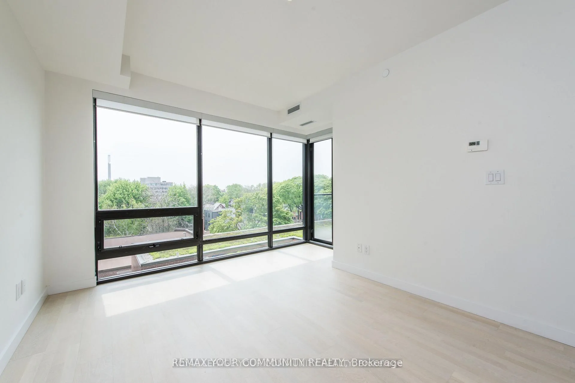 Photo 12 of Unit 502, 246 Logan Avenue, Toronto, South Riverdale — HOMEH