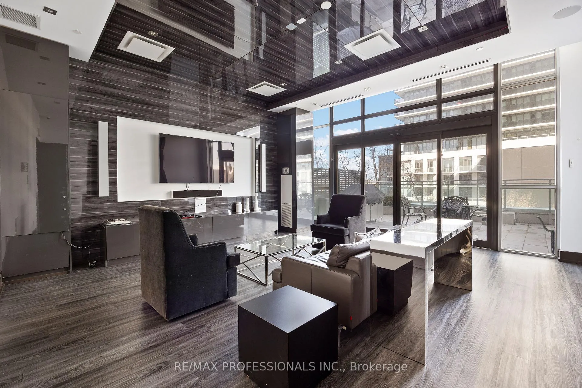 Photo 23 of Unit 2903, 33 Shore Breeze Drive, Etobicoke, Mimico — HOMEH