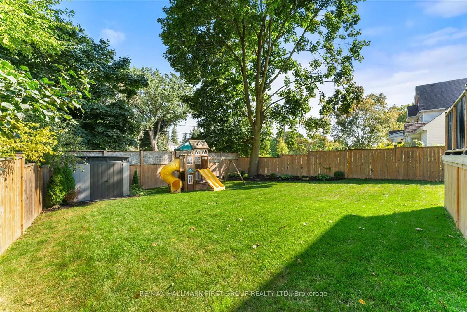 Photo 34 of 93 Colston Avenue, Whitby, Brooklin — HOMEH