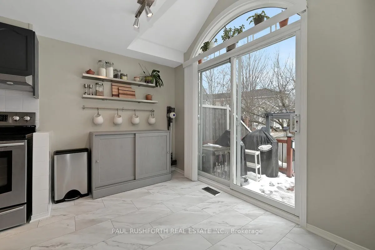 Photo 16 of 47 Deerchase Court, Ottawa, Kanata - Emerald Meadows/Trailwest — HOMEH
