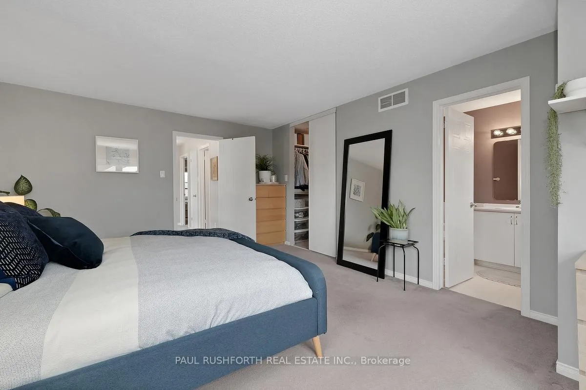 Photo 23 of 47 Deerchase Court, Ottawa, Kanata - Emerald Meadows/Trailwest — HOMEH