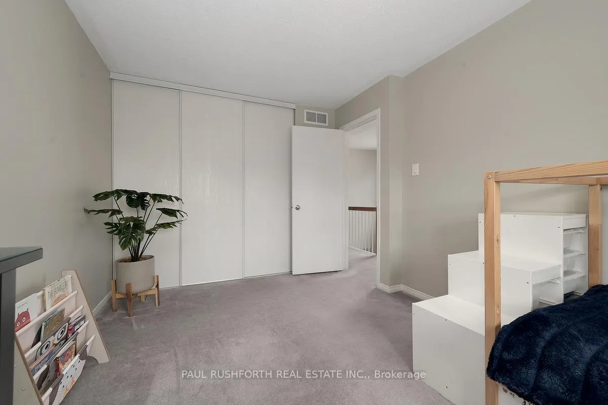 Photo 28 of 47 Deerchase Court, Ottawa, Kanata - Emerald Meadows/Trailwest — HOMEH