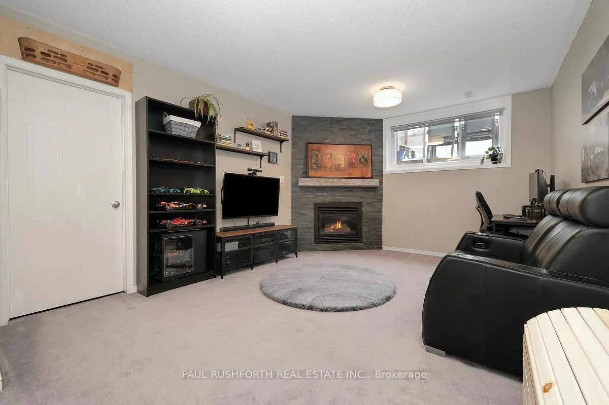 Photo 34 of 47 Deerchase Court, Ottawa, Kanata - Emerald Meadows/Trailwest — HOMEH