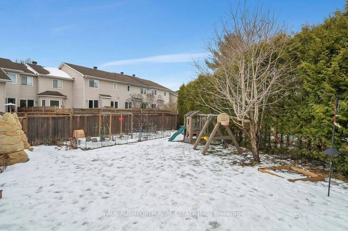 Photo 38 of 47 Deerchase Court, Ottawa, Kanata - Emerald Meadows/Trailwest — HOMEH