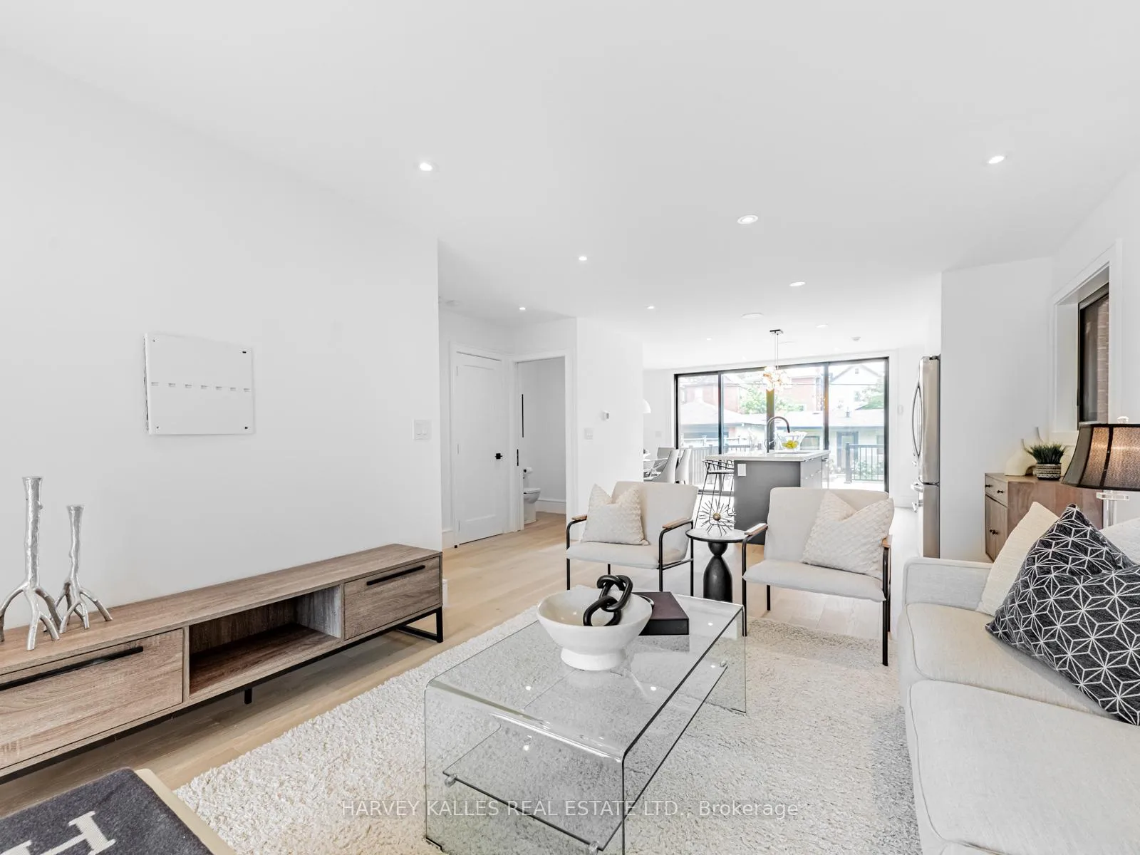 Photo 12 of 379 Winona Drive, Toronto, Oakwood Village — HOMEH