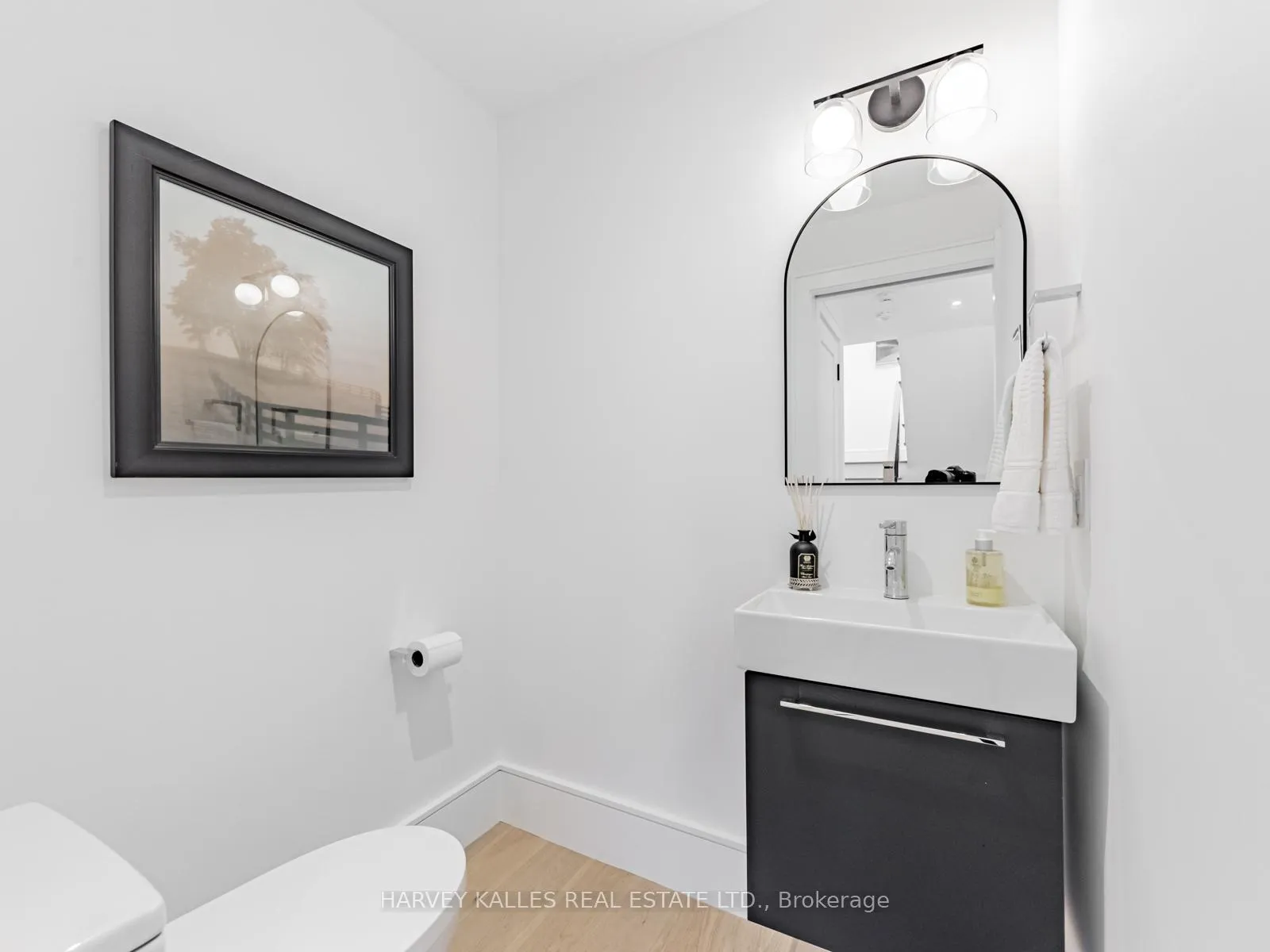 Photo 15 of 379 Winona Drive, Toronto, Oakwood Village — HOMEH