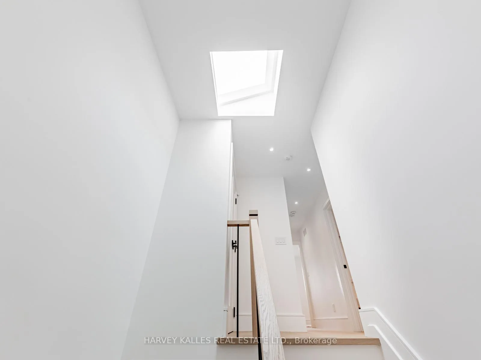 Photo 16 of 379 Winona Drive, Toronto, Oakwood Village — HOMEH