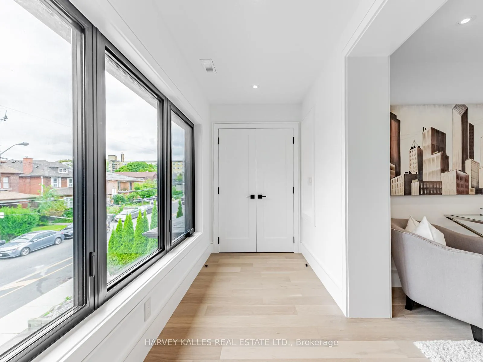 Photo 19 of 379 Winona Drive, Toronto, Oakwood Village — HOMEH