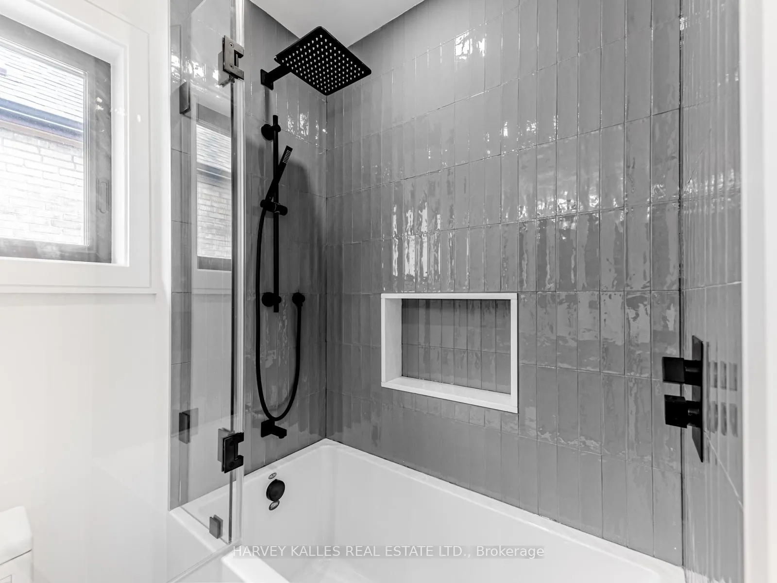 Photo 31 of 379 Winona Drive, Toronto, Oakwood Village — HOMEH
