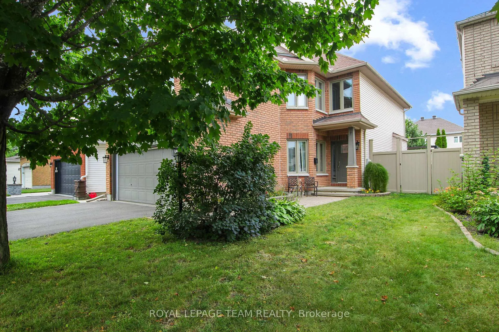 Photo 4 of 11 Vermont Avenue, Ottawa, Barrhaven East — HOMEH