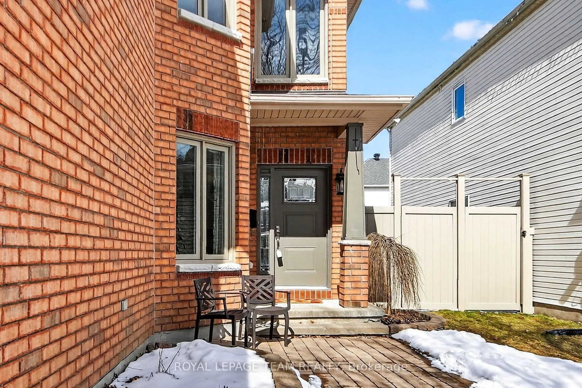 Photo 5 of 11 Vermont Avenue, Ottawa, Barrhaven East — HOMEH