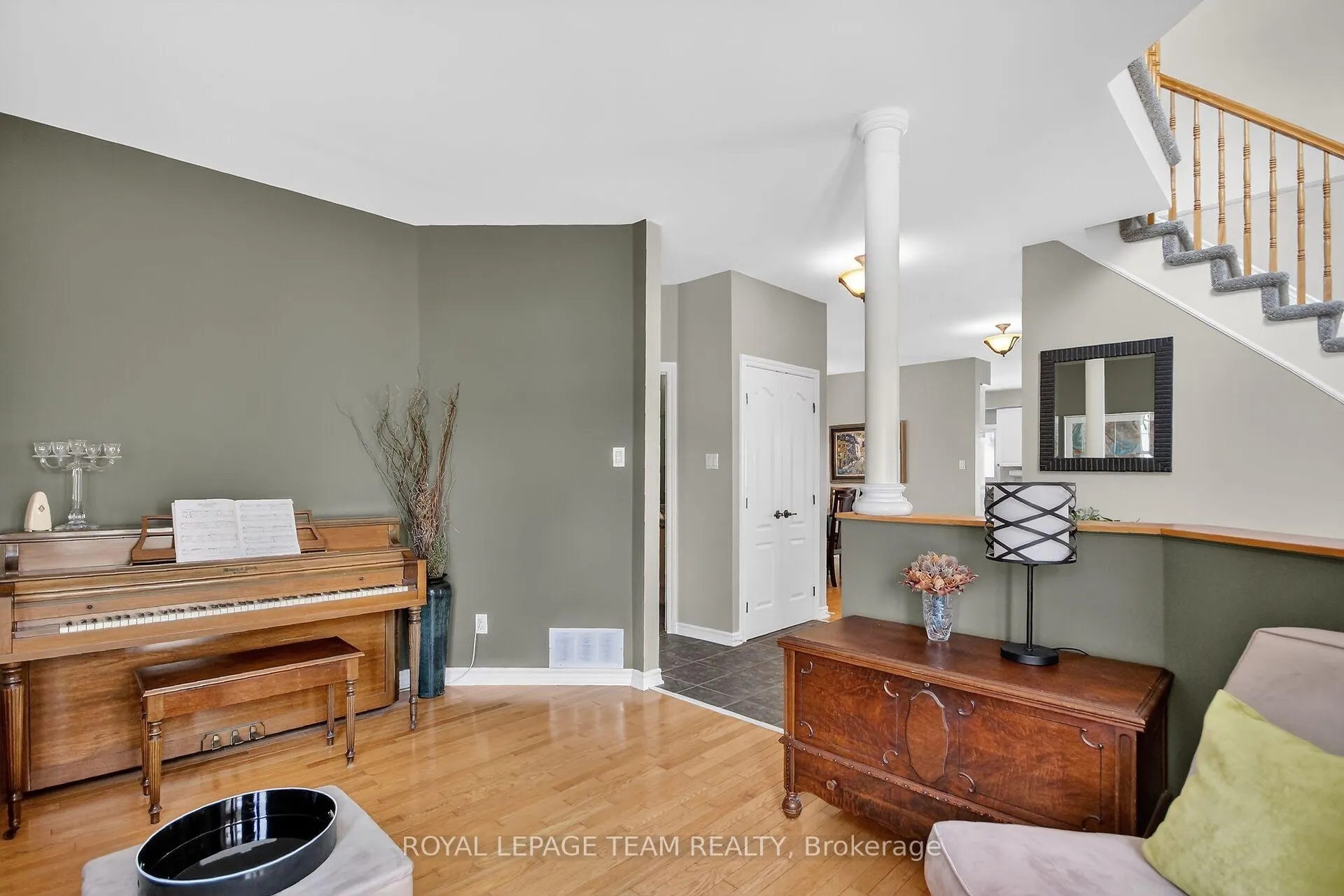 Photo 11 of 11 Vermont Avenue, Ottawa, Barrhaven East — HOMEH