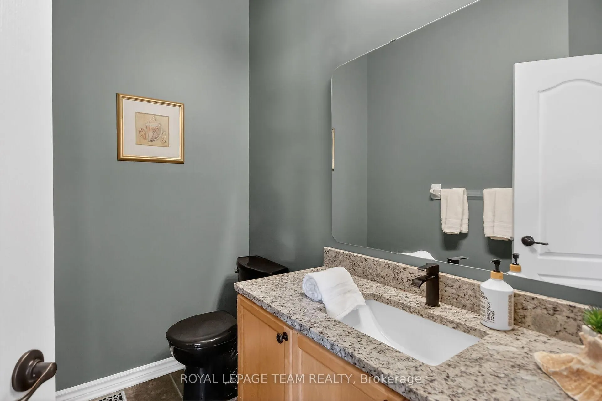 Photo 37 of 11 Vermont Avenue, Ottawa, Barrhaven East — HOMEH