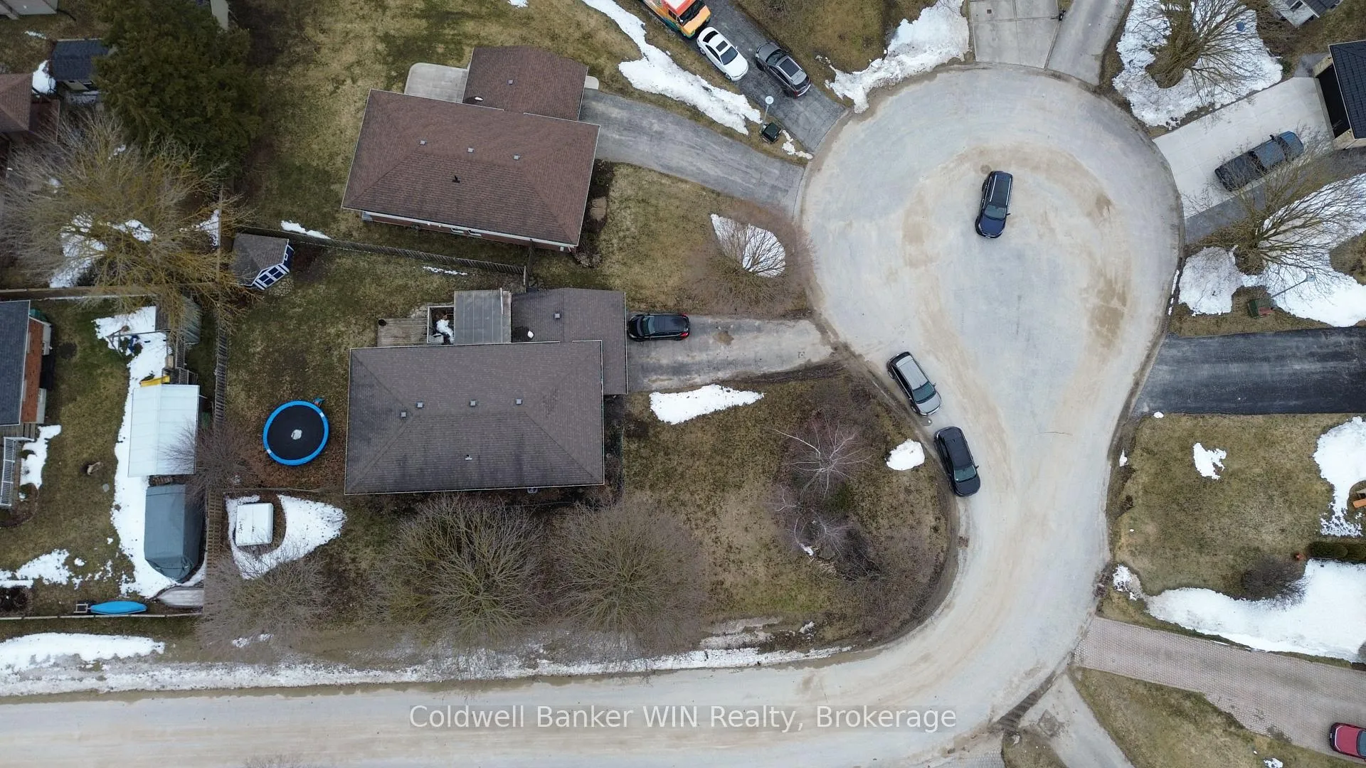 Photo 3 of 294 Forest Glen Drive, Wellington North, Mount Forest — HOMEH