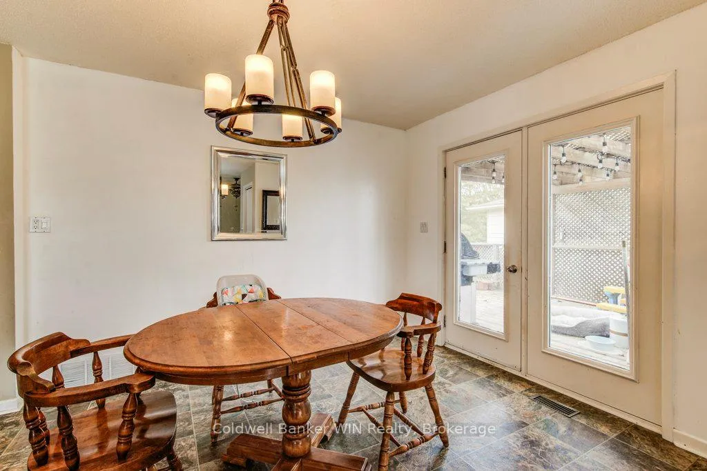 Photo 12 of 294 Forest Glen Drive, Wellington North, Mount Forest — HOMEH