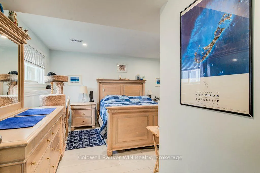 Photo 32 of 294 Forest Glen Drive, Wellington North, Mount Forest — HOMEH
