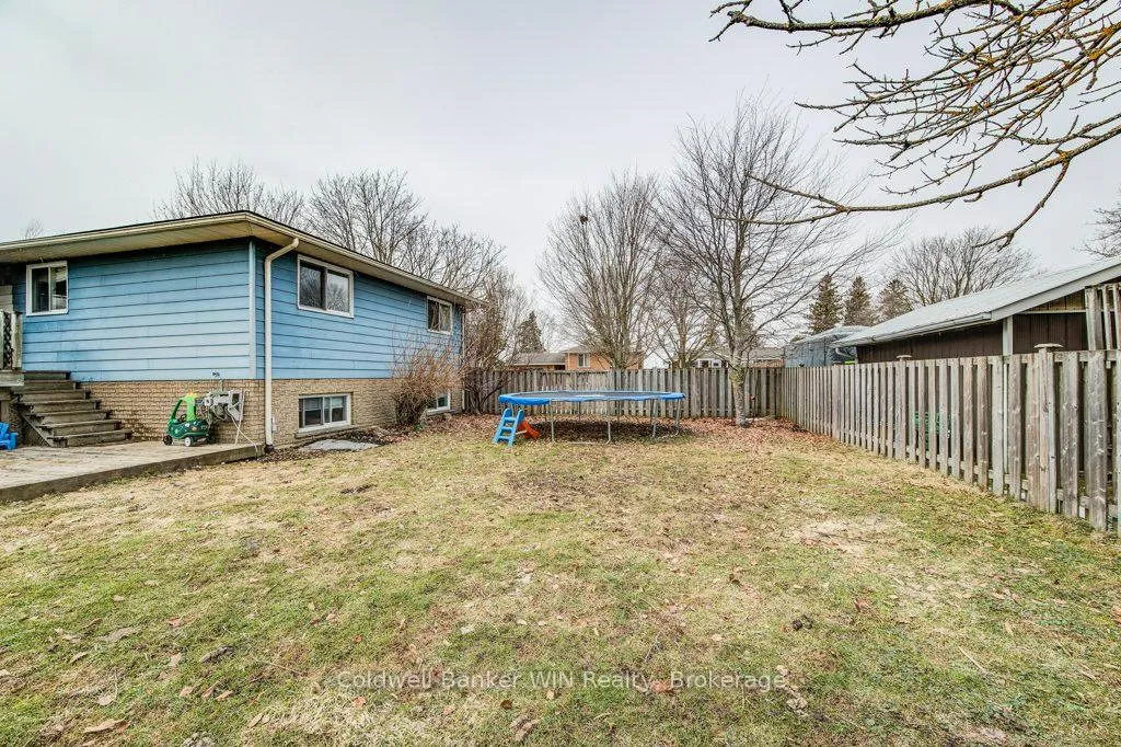 Photo 38 of 294 Forest Glen Drive, Wellington North, Mount Forest — HOMEH