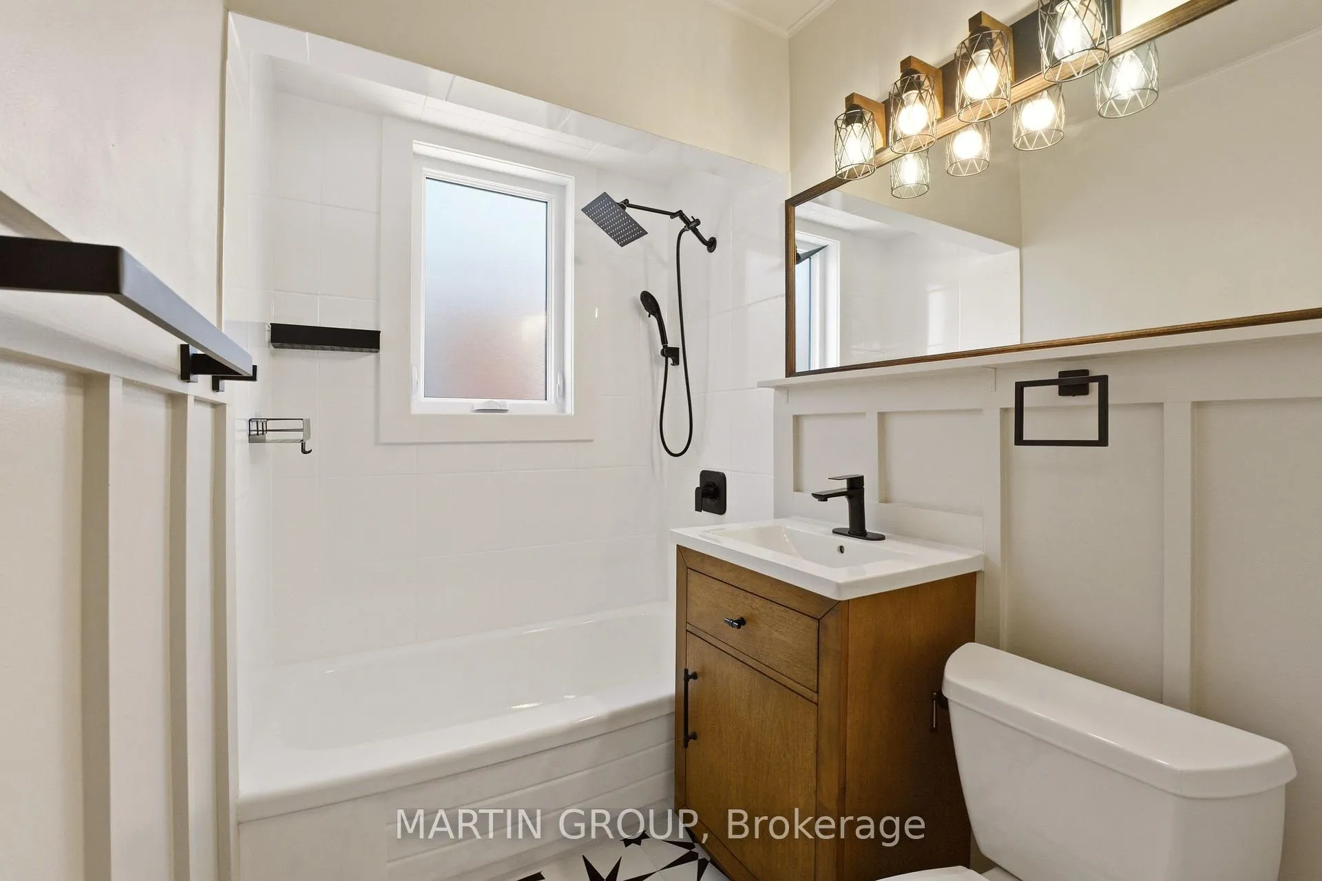 Photo 21 of 151 Rodgers Road, Hamilton, Bartonville — HOMEH