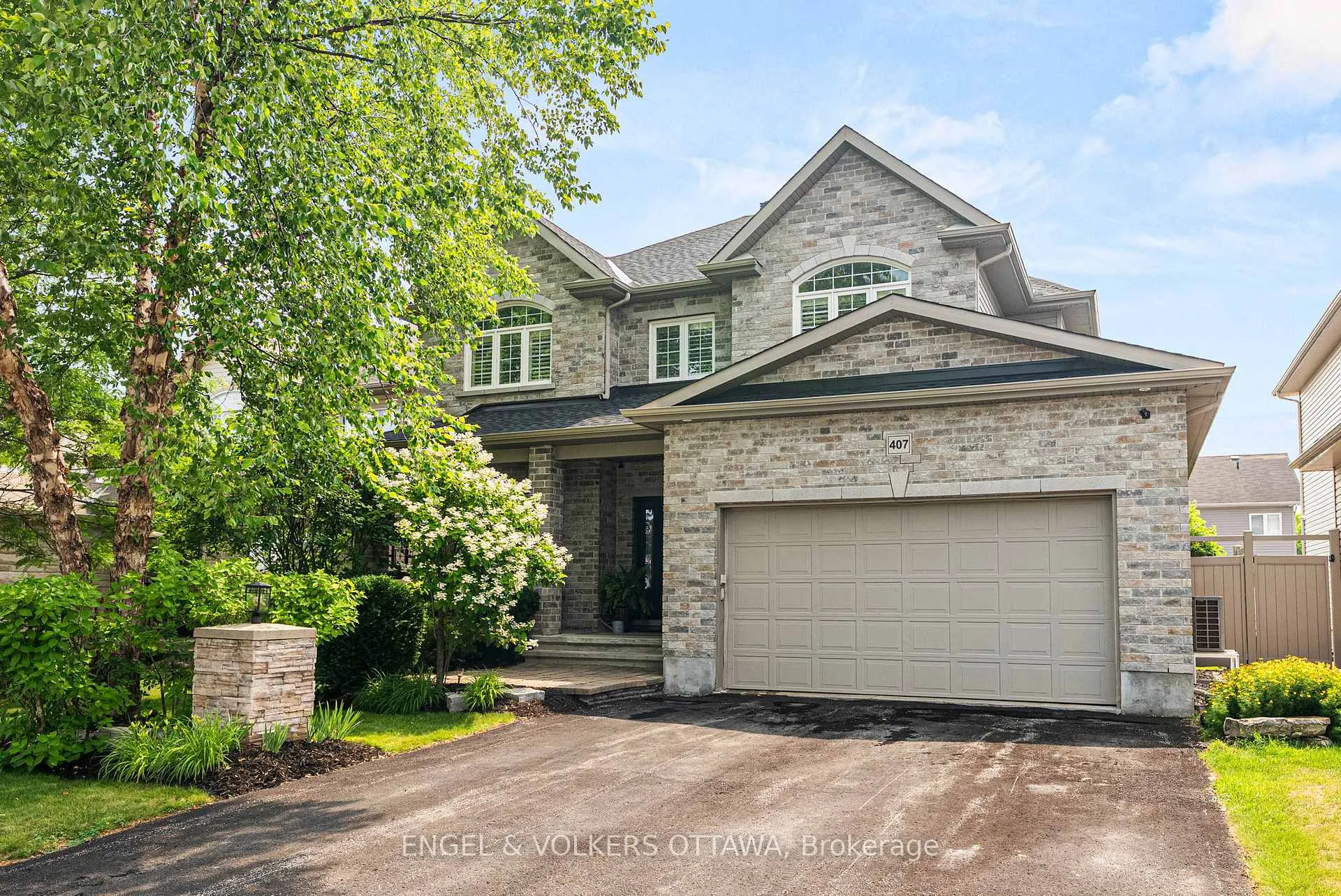 Photo 2 of 407 Landswood Way, Ottawa, Stittsville (South) — HOMEH