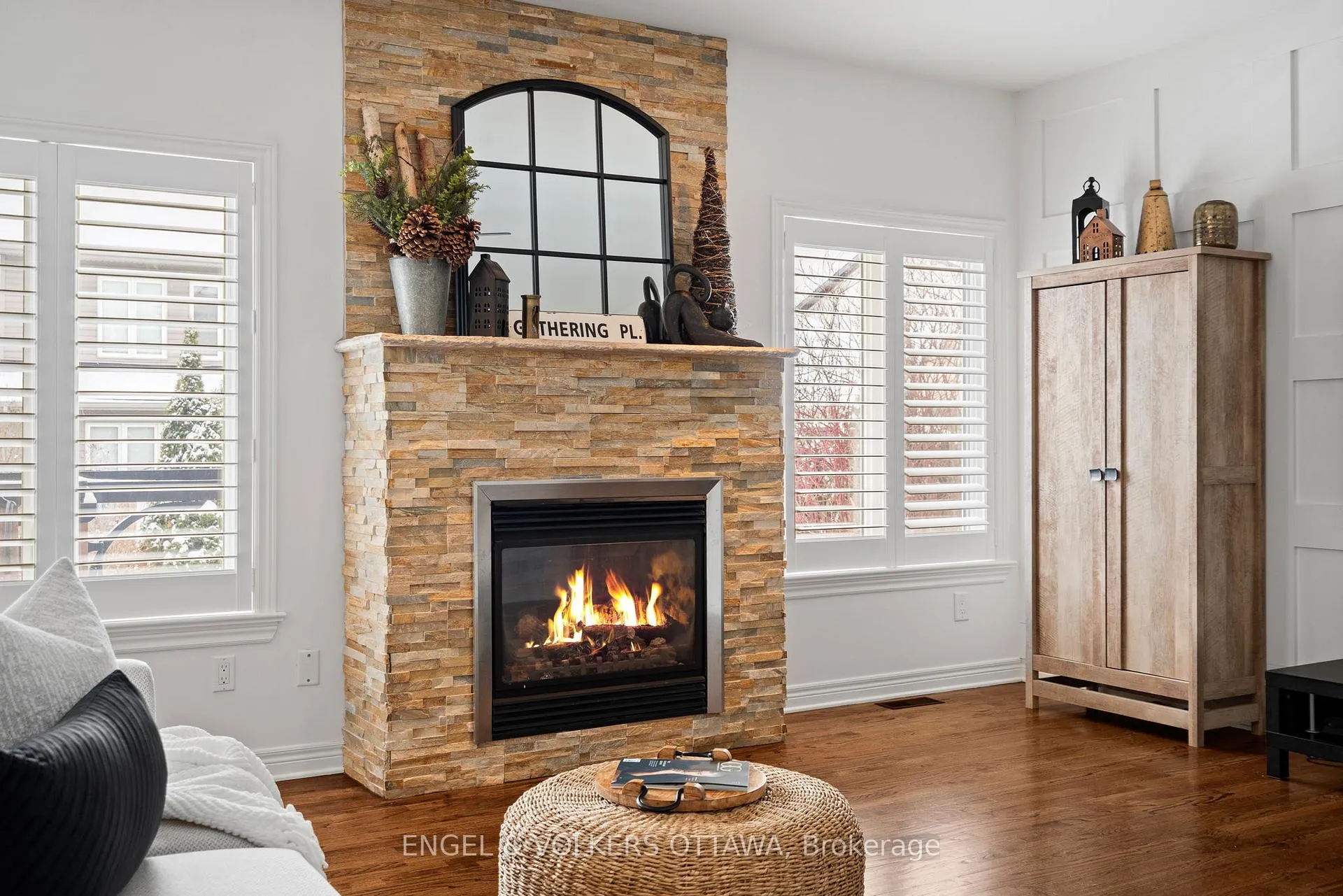 Photo 12 of 407 Landswood Way, Ottawa, Stittsville (South) — HOMEH