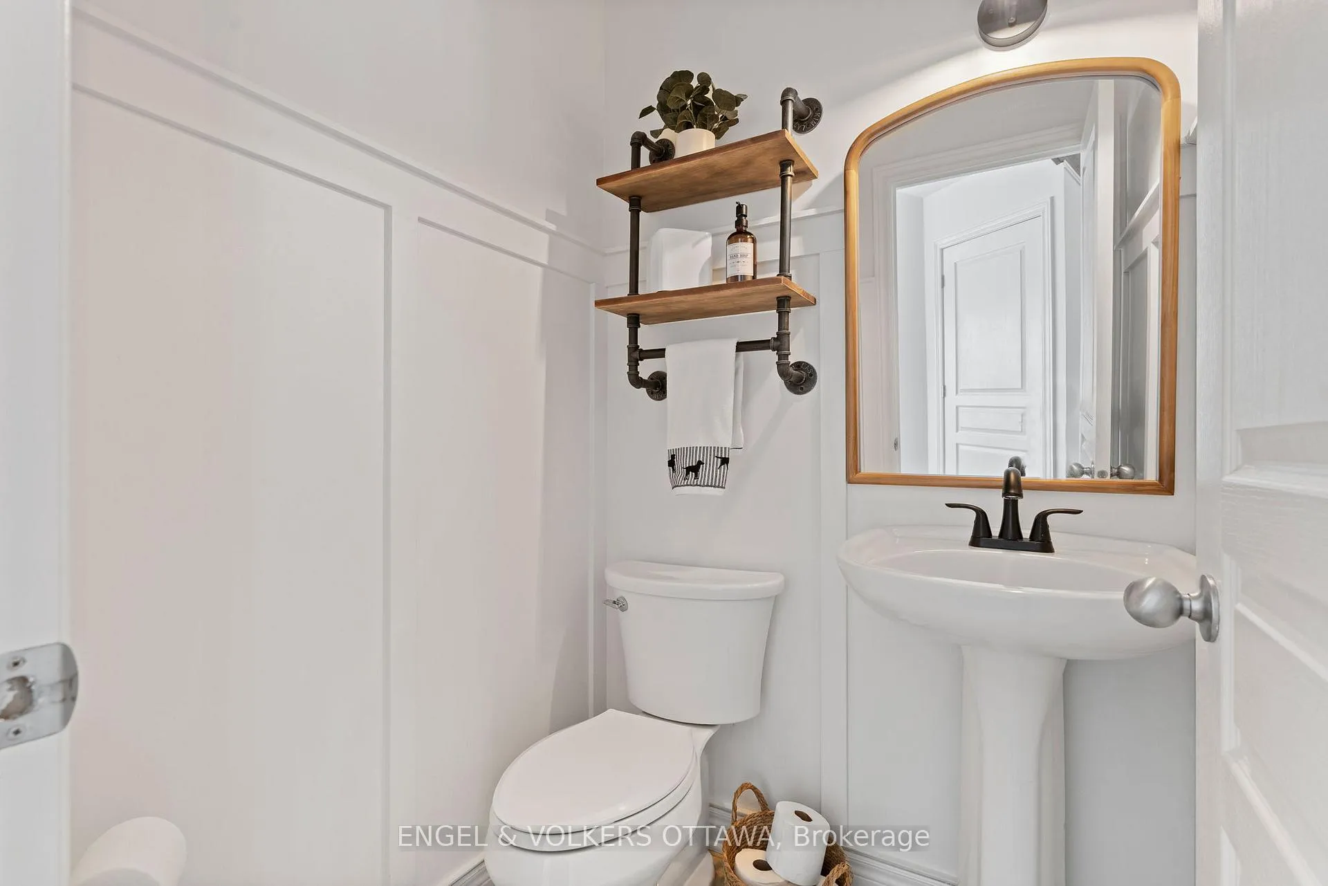 Photo 18 of 407 Landswood Way, Ottawa, Stittsville (South) — HOMEH