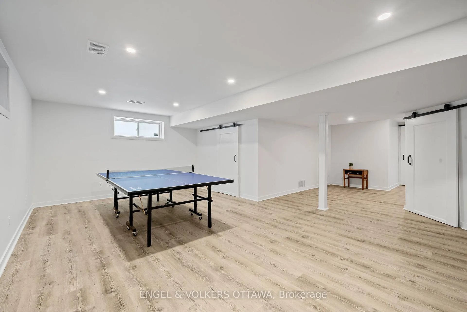 Photo 36 of 407 Landswood Way, Ottawa, Stittsville (South) — HOMEH