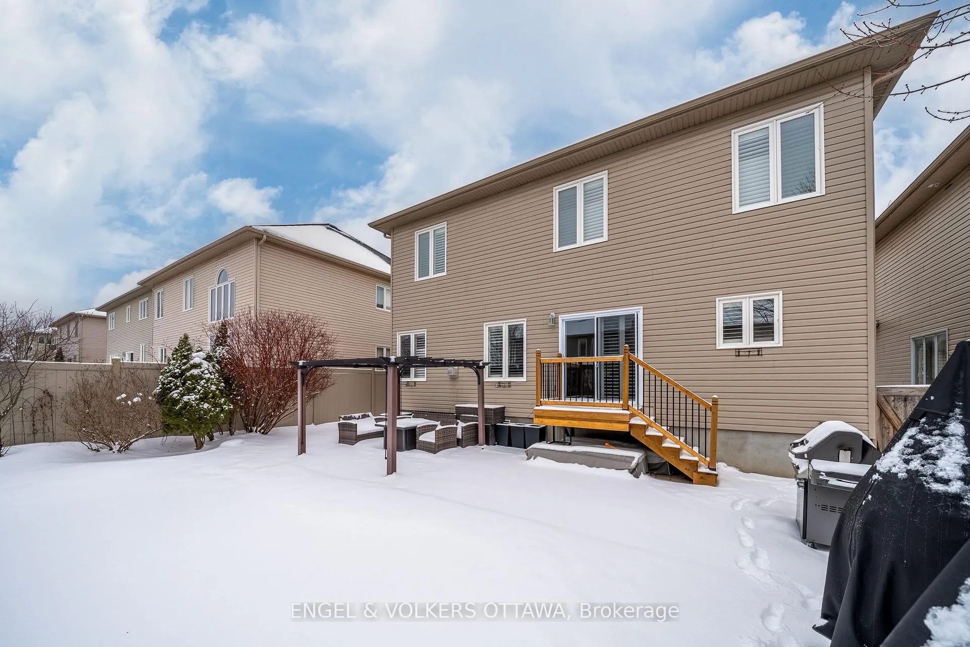 Photo 39 of 407 Landswood Way, Ottawa, Stittsville (South) — HOMEH