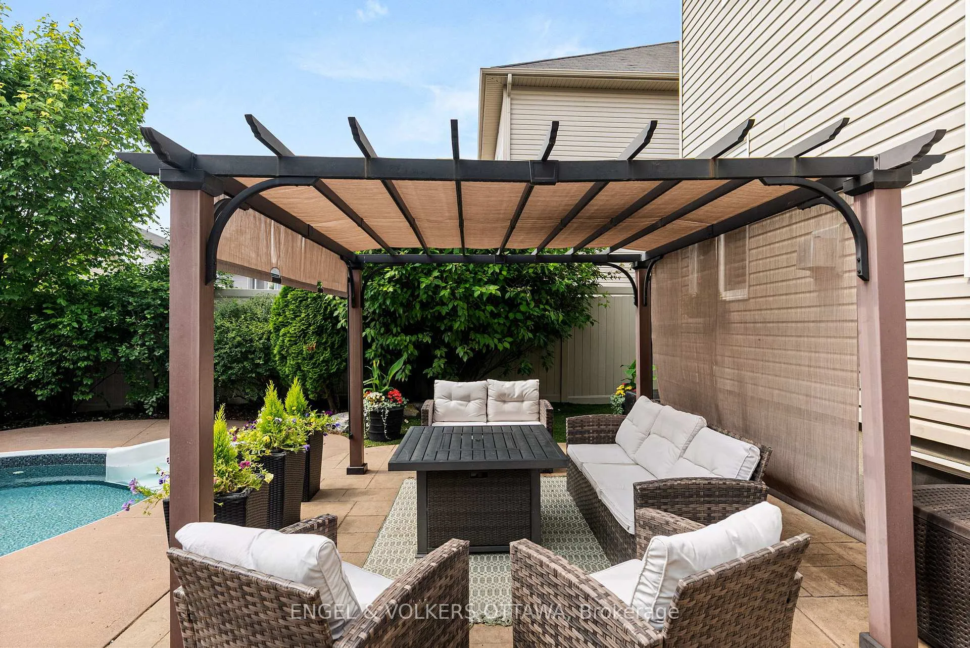 Photo 41 of 407 Landswood Way, Ottawa, Stittsville (South) — HOMEH