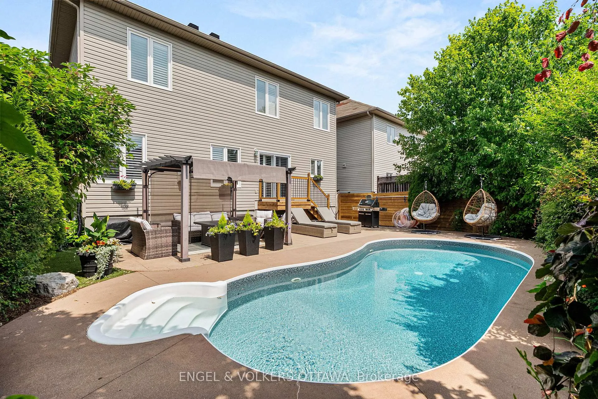 Photo 42 of 407 Landswood Way, Ottawa, Stittsville (South) — HOMEH