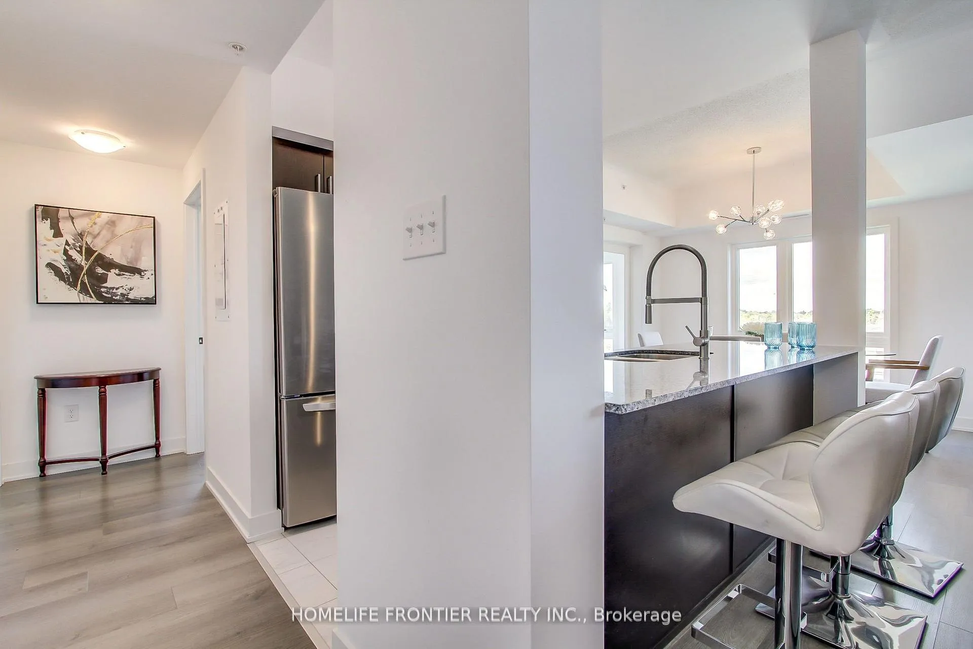 Photo 10 of Unit 318, 4 Spice Way, Barrie, Innis-Shore — HOMEH