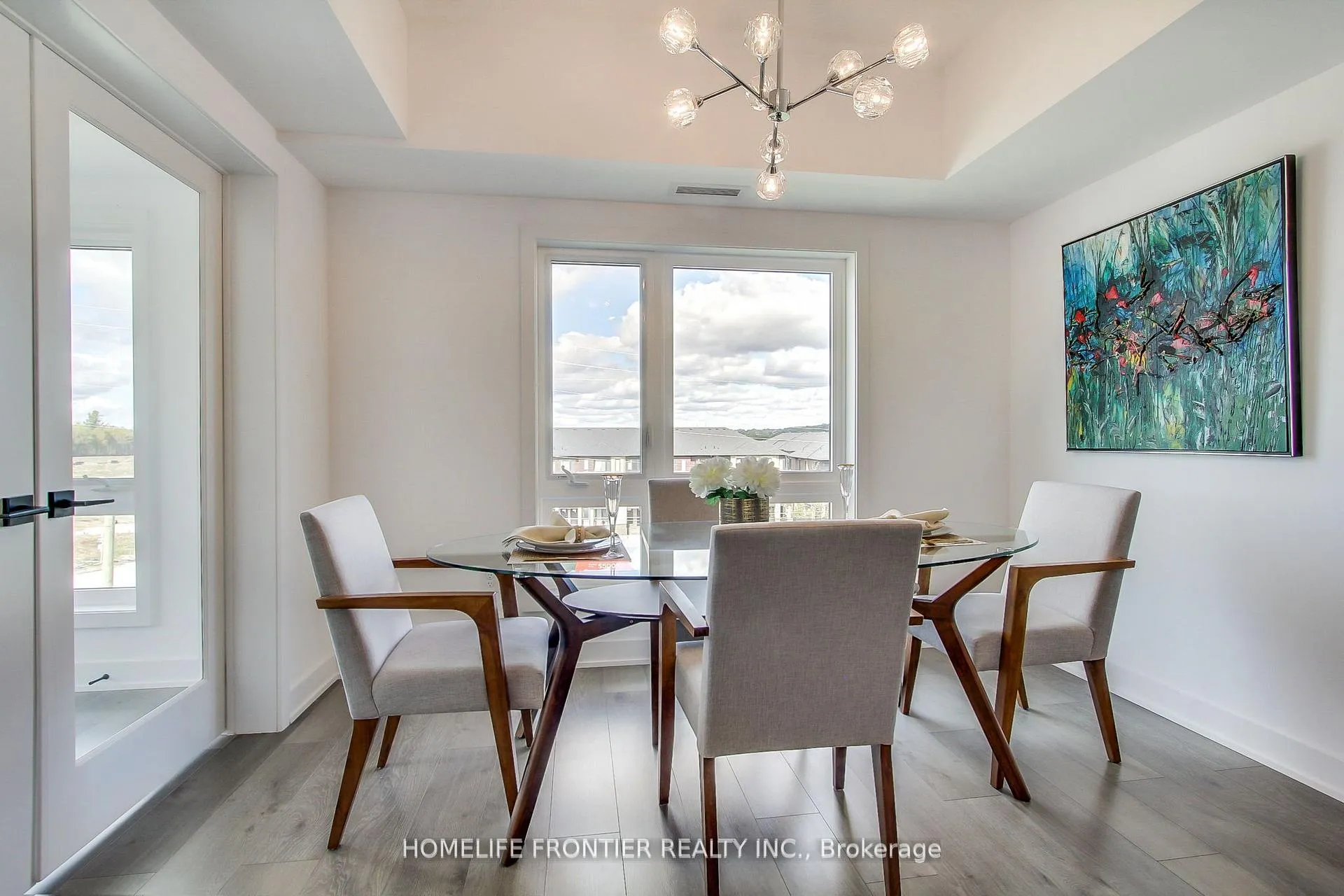 Photo 13 of Unit 318, 4 Spice Way, Barrie, Innis-Shore — HOMEH
