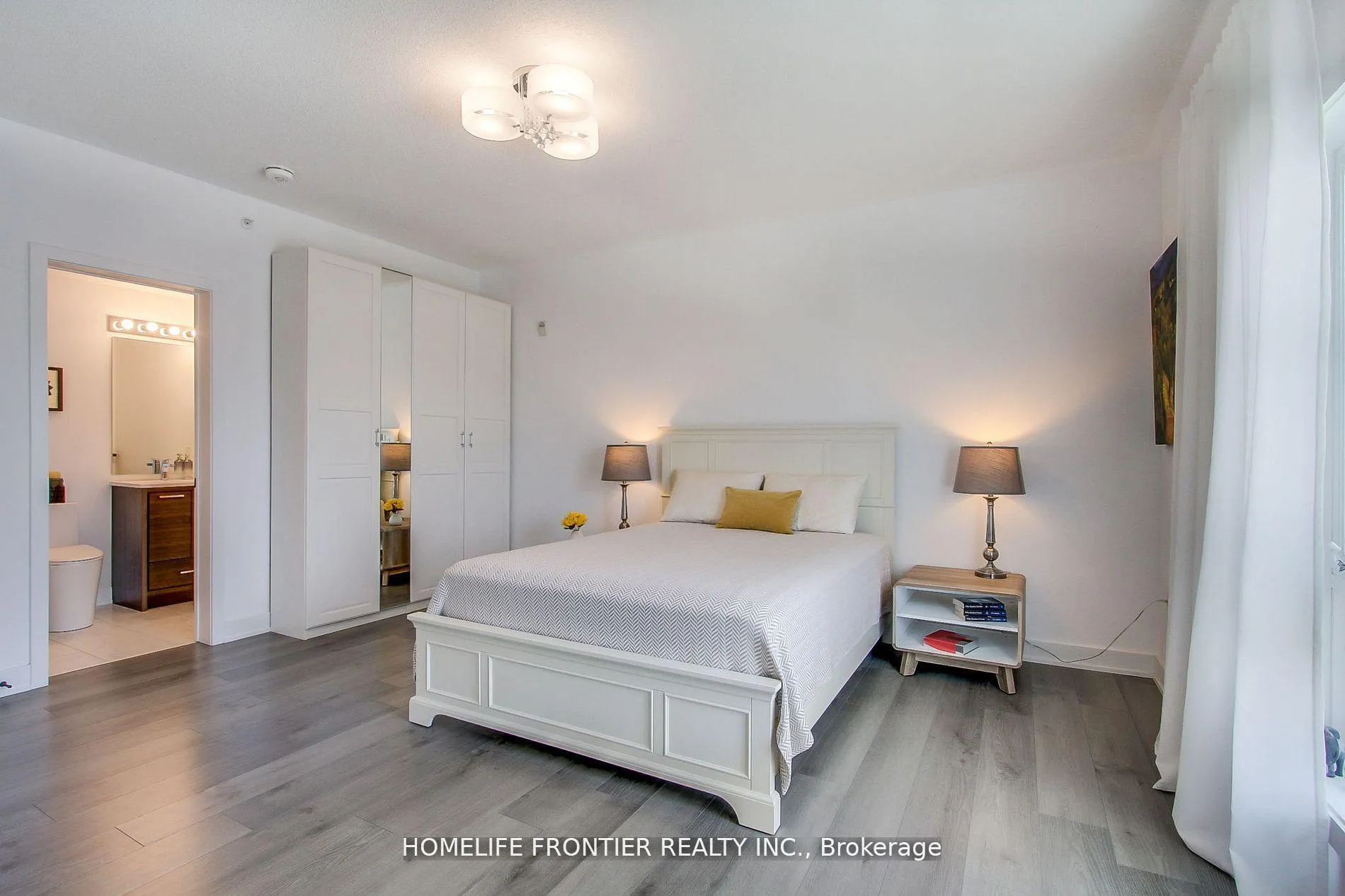 Photo 16 of Unit 318, 4 Spice Way, Barrie, Innis-Shore — HOMEH